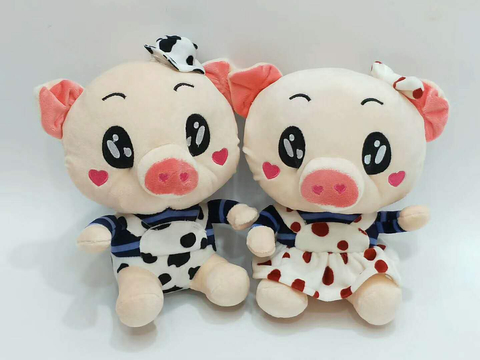 情侶豬毛絨玩具