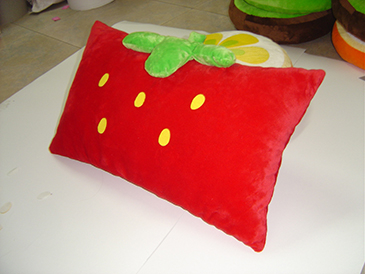 草莓造型抱枕-客製化訂作
